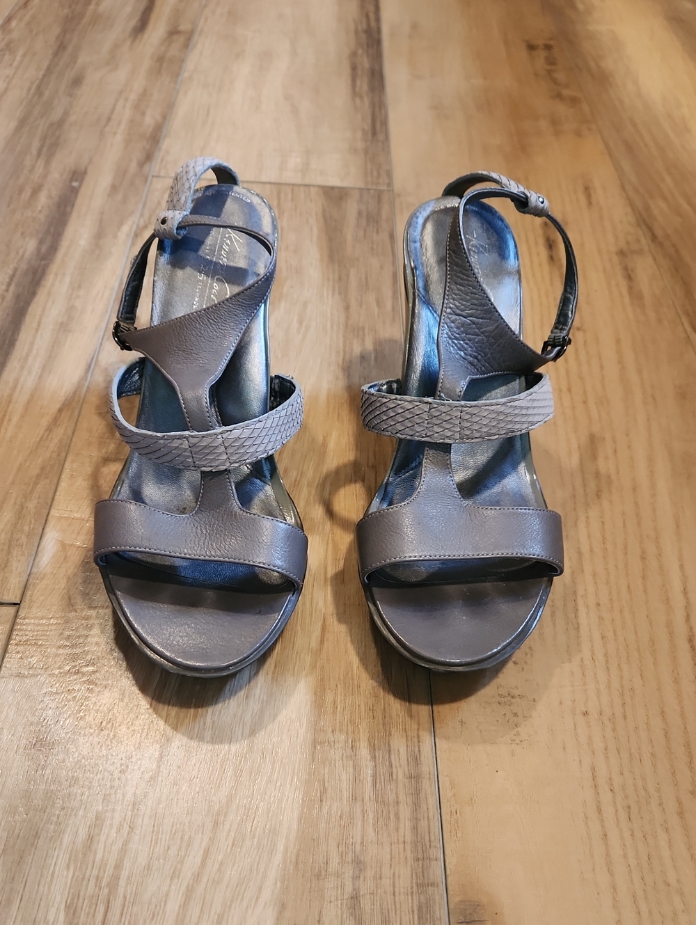 Kenneth Cole Gray Leather Open-Toe Heeled Sandals